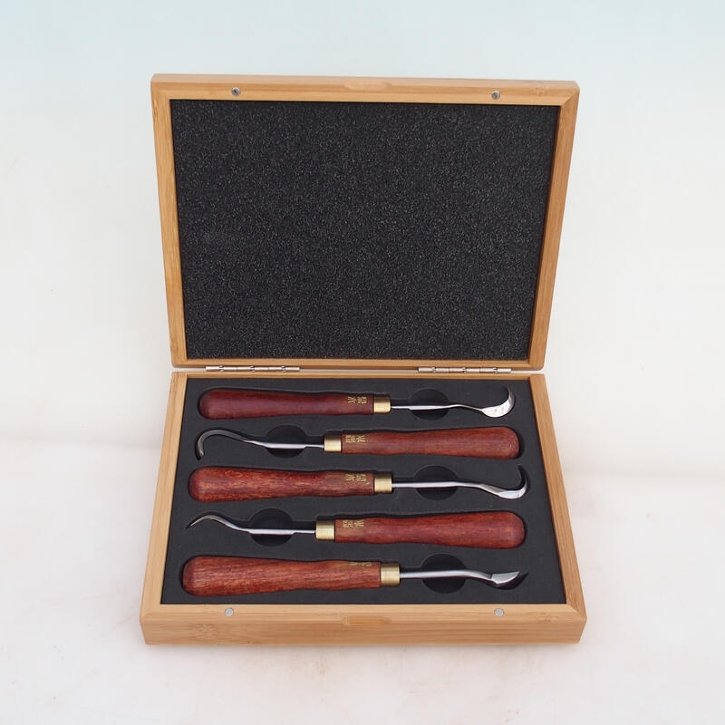 Chisels in a bamboo box - 5 pcs