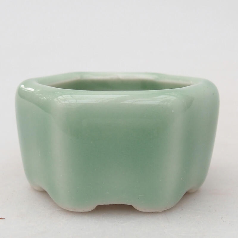 Ceramic bonsai bowl 4 x 4 x 2 cm, color green