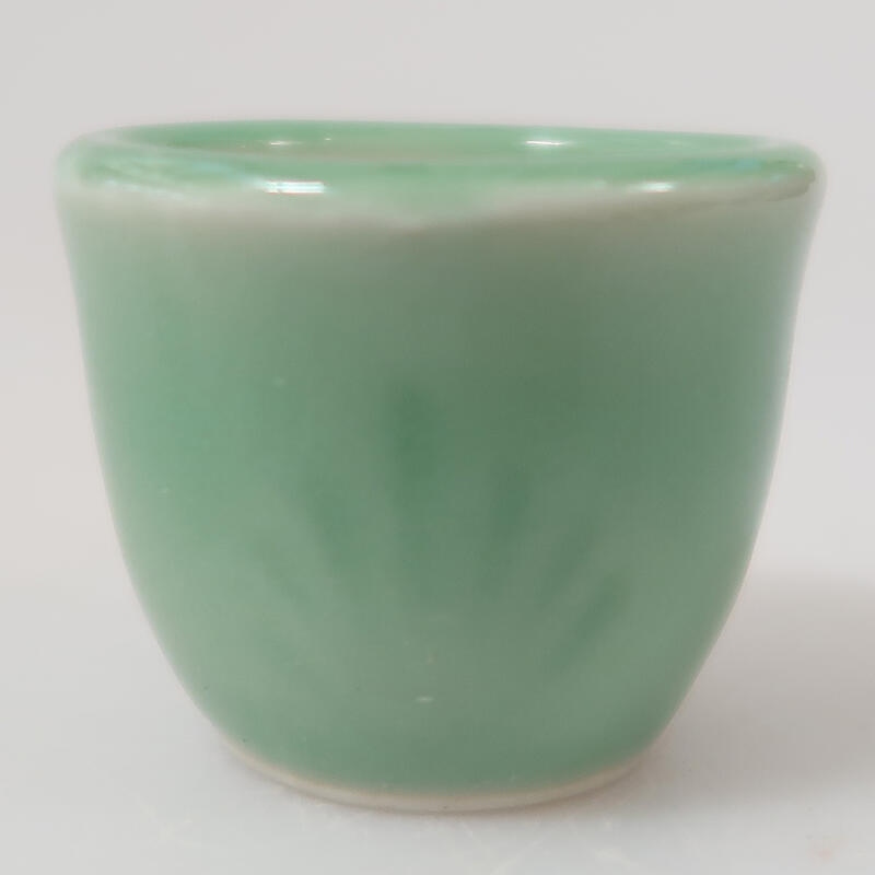 Ceramic bonsai bowl 4 x 4 x 3 cm, color green