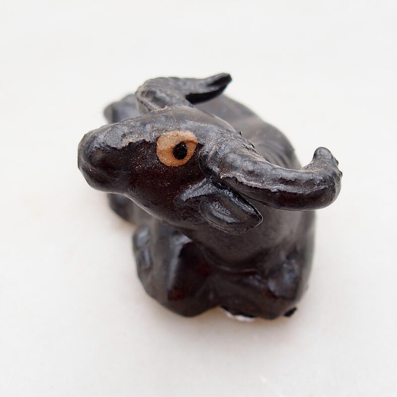 Ceramic figurine - Cow D18-1