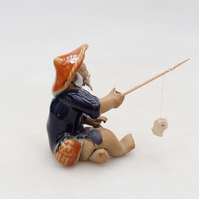 Ceramic figurine - Fisherman F25