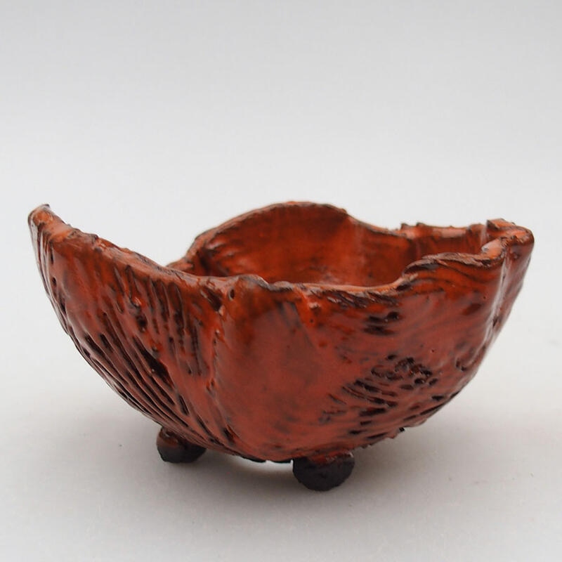 Ceramic shell 10 x 10 x 5.5 cm, color orange