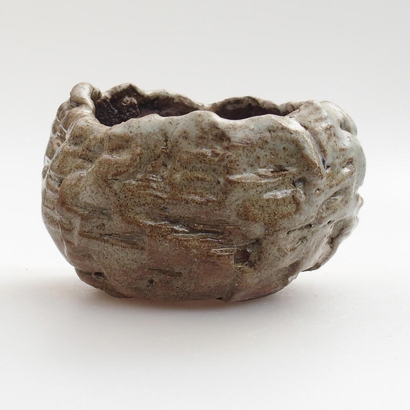 Ceramic shell 6 x 6 x 6 cm, color green-brown