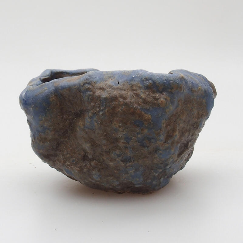 Ceramic Shell 7.5 x 6 x 5 cm, color blue-brown