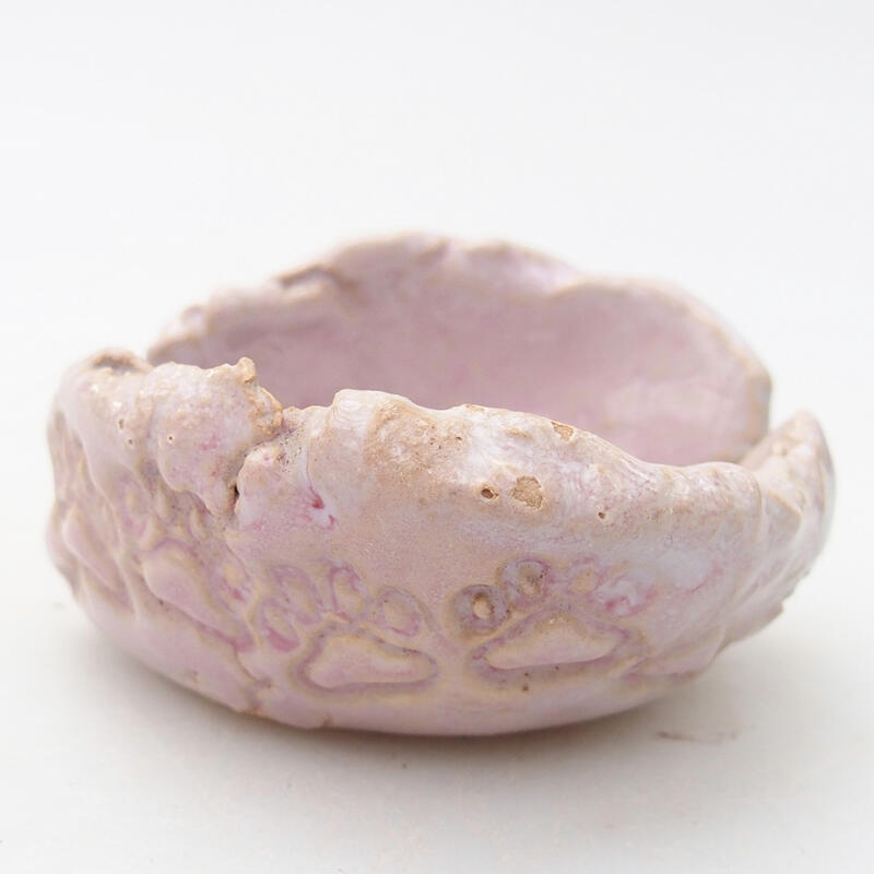 Ceramic shell 7 x 6.5 x 4 cm, color pink