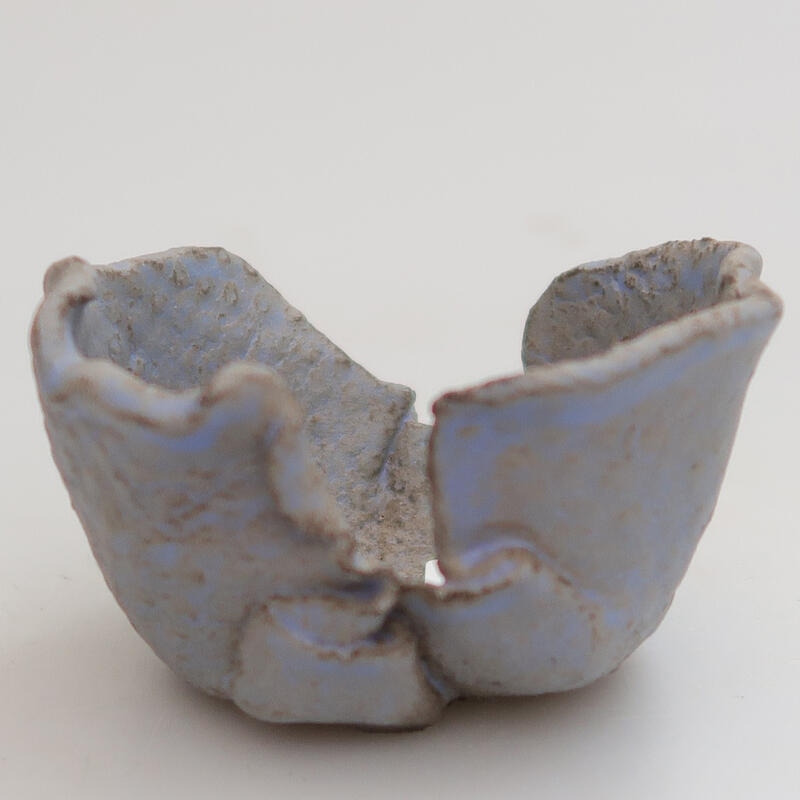 Ceramic shell 7 x 7 x 4 cm, color blue