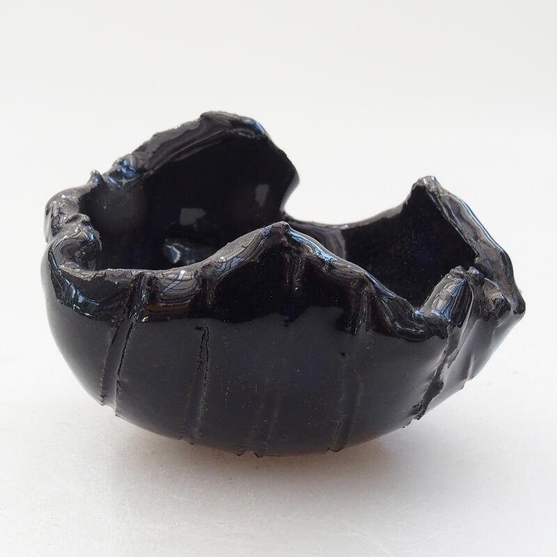 Ceramic Shell 7 x 7 x 5 cm, color blue-black