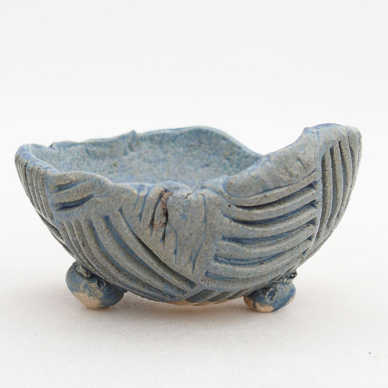 Ceramic Shell 8.5 x 8 x 4.5 cm, color blue