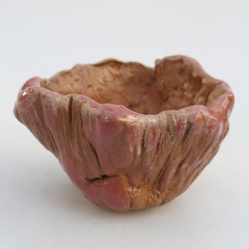 Ceramic shell 8 x 7,5 x 6 cm , colour pink