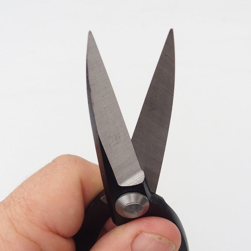 Scissors 200 mm long - carbon